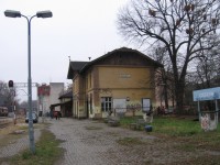 Uzavřená nádražní budova v polském Těšíně (Cieszyn)