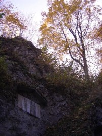 pohled z jeskyně