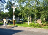 Hřbitov, památník