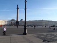 Petrohrad - Palácové náměstí, Alexandrův sloup