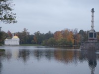 Carskoje Selo - Kateřinský park, Česmenský sloup