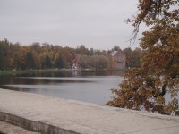 Podzim u jezera, Admiralita