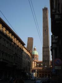 Bologna - Torri degli Asinelli e Garisenda