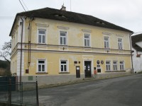 Nezdice - obecní úřad, bývalá obecní škola z roku 1847