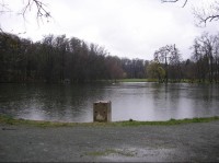 Rybník: Je nedílnou součástí zámeckého parku.