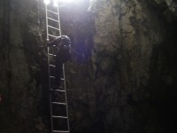 Jasinia Raptawicka - sestup do jeskyně (květen 2014)