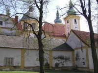 Bazilika s navazujícími objekty kláštera
