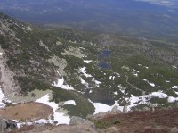Wiełky Sniežny Kocioł - pohled z hora na dno karu (květen 2009)