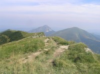 Južný vrchol v Stenách - pohled z vrcholu k severu po hřebeni Sten (srpen 2010) 