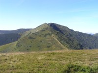 Koniarky  - pohled z vrcholu k jihozápadu - na Malý Kriváň (srpen 2011)