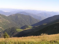 Sedlo v Stenách - pohled ze sedla do Šútovskej doliny (srpen 2011)