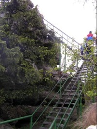 schody na vrcholovou skálu