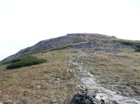 Babia Góra -  pohled na vrchol z Kóstiolek (září 2012)