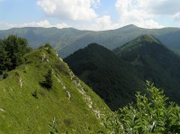 Baraniarky - pohled z vrcholu  na Žitné a Kraviarske (srpen 2012)