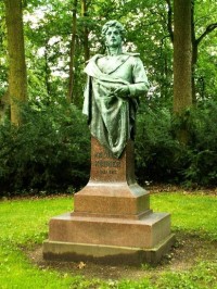 Pomník básníka Theodora Körnera