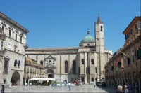 Kostel San Francesco na Piazza del Popolo