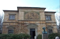 Vila Wahnfried: Ve vile, v níž původně bydlel se svou ženou Cosimou ( dcerou Ference Liszta ), dnes sídlí Wagnerovo muzeum.