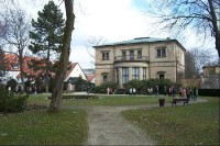 Vila Wahnfried ze zadní části parku