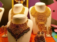 Krásné náhrdelníky na Zlatém trhu