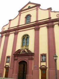 Protestantský kostel, bývalý pavlánský klášter