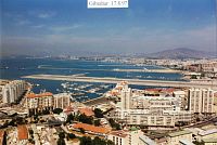 Gibraltar, vzadu ramvej