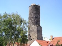 Věž hradu Jenštejna