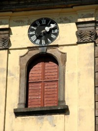 Smiřice, detail věžních hodin