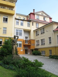 Paseka - Odborný léčebný ústav,sanatorium,socha junáka