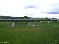  technická zajímavost viadukt na hl. trati: Tento viadukt se nachází na hlavní trati, a to z České Třebové směren na Pardubice. Leží mezi stanicí Č.Třebová a Dlouhá Třebová. Vlaky po něm mohou jezdit 160 km/hod