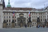 Pražský hrad: čestné nádvoří s Matyášovou branou