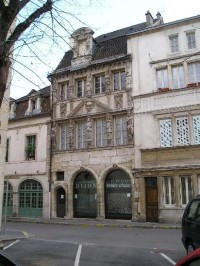 Dijon: Maison des cariatides 