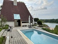Dům s bazénem nad přehradou - Lazinov