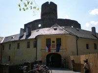 Vstupní brána hradu Svojanov