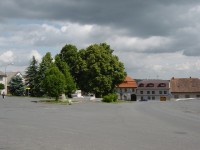 Zbraslavice náměstí-kašna