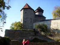 Sovinec-hrad od jihu přes příkop.jpg
