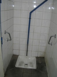Záchodky v milionářském sídle Antibes