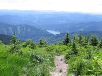 Výhled z Lysé hory směrem na Javorníky
