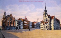 Kolorovaná fotografie na náměstí Míru s radnicí