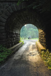 Tunel pod tratí u Raspenavy