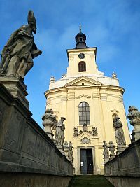 kostel sv. Václava - galerie světců