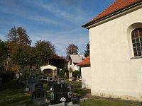 hřbitov u kostela sv. Bartoloměje