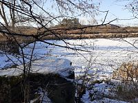 rybník Čertův hrad v zimě