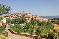 142 Roussillon