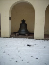 Zámek Roztoky-Filipo-Jakubský zvon
