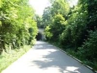 Cyklostezka po bývalé Vítkovské spojce-portál vrcholového tunelu od Koněvovy ulice - 15.6.2012