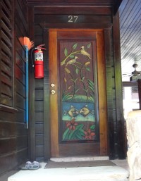 Honduras Roatan West Bay dveře  vily