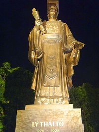 pomník císaře dynastie lý