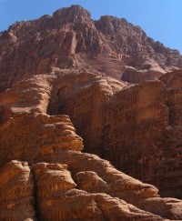 skalní útvary v poušti