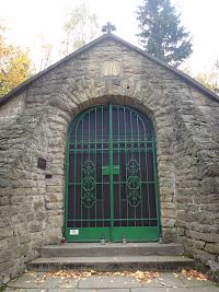 vchod do kaple