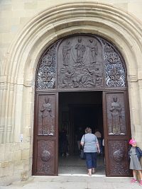 portál kostela
